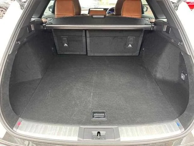 Toyota Crown Estate 2025 — миниатюра 4