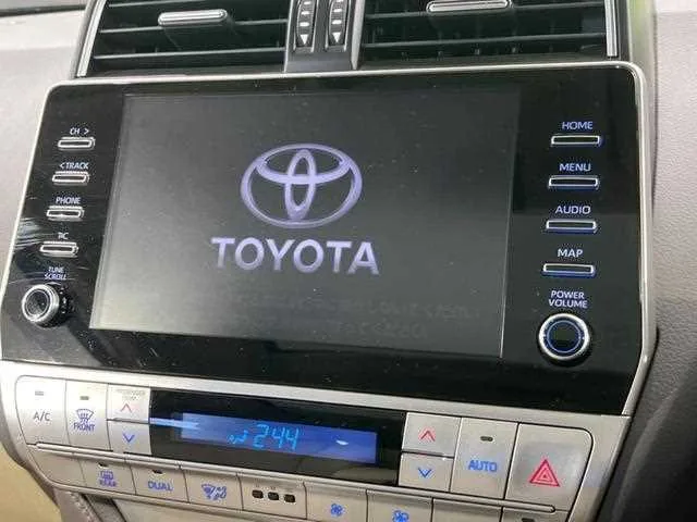 Toyota Land Cruiser Prado 2023 — миниатюра 4
