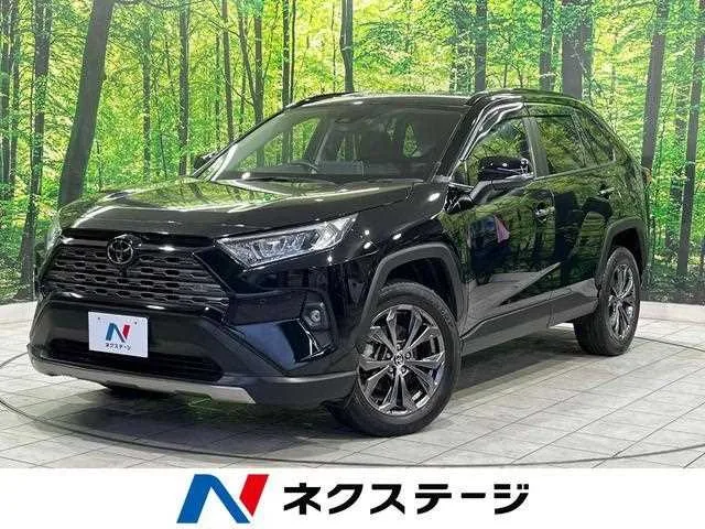 Toyota RAV4 2022 — фото 1, купить с доставкой в Москву