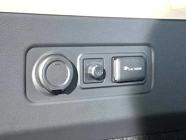 Nissan X-Trail 2023 — миниатюра 3