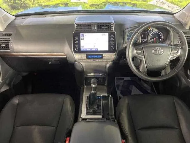 Toyota Land Cruiser Prado 2022 — миниатюра 2