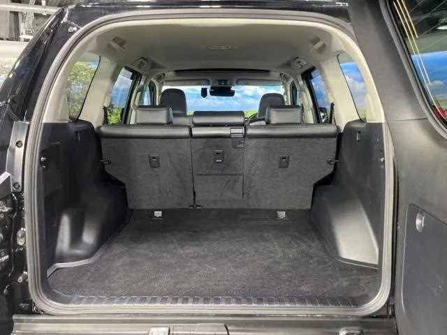 Toyota Land Cruiser Prado 2023 — миниатюра 4