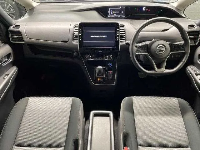 Nissan Serena 2022 — миниатюра 2