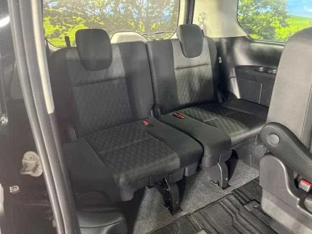 Nissan Serena 2022 — миниатюра 4