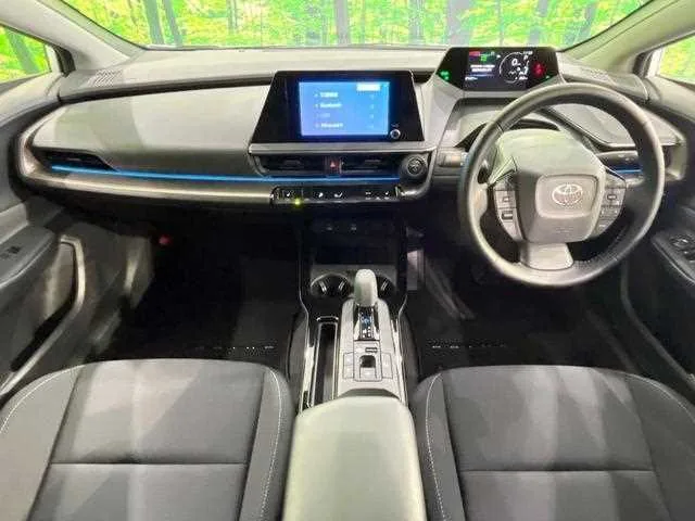 Toyota Prius 2024 — миниатюра 2