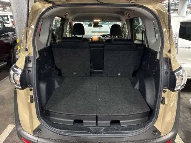 Toyota Sienta 2022 — миниатюра 5