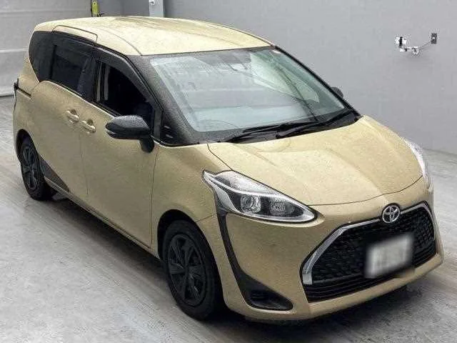 Toyota Sienta 2022 — фото 1, купить с доставкой в Москву