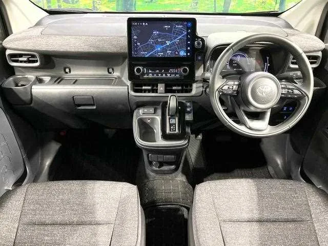 Toyota Sienta 2025 — миниатюра 2