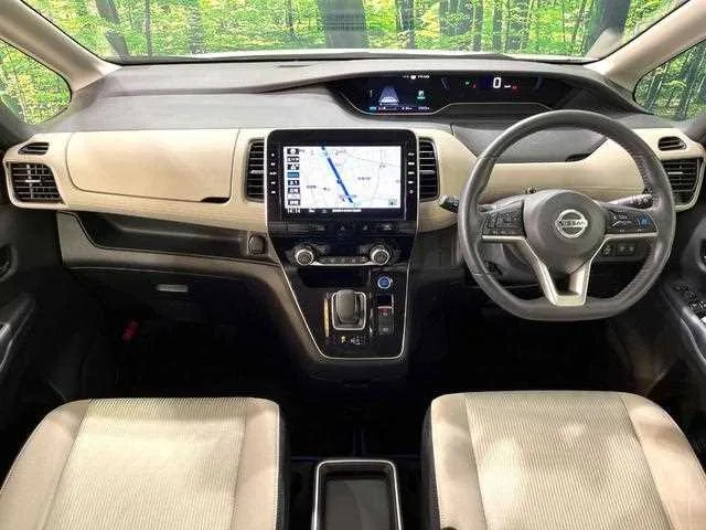 Nissan Serena 2022 — миниатюра 2