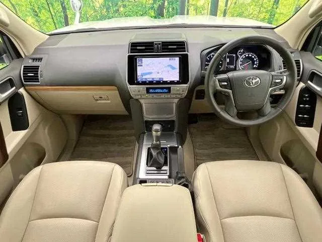 Toyota Land Cruiser Prado 2022 — миниатюра 2