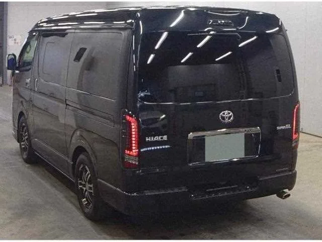 Toyota Hiace Van 2023 — миниатюра 2