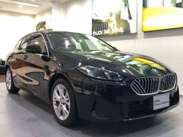 BMW 1 Series 2025 — миниатюра 3