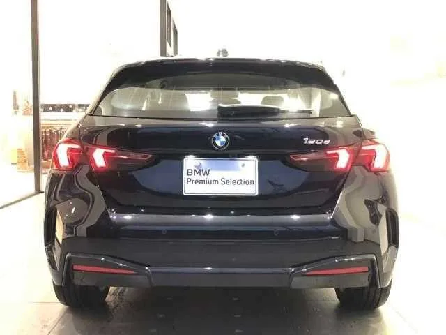 BMW 1 Series 2025 — миниатюра 5