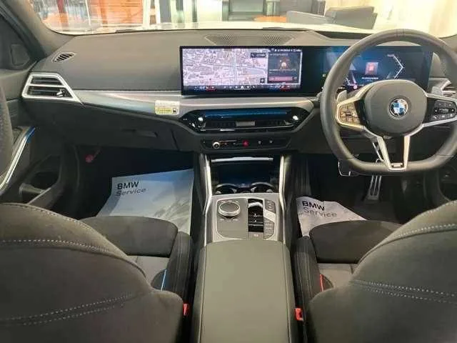 BMW 3 Series 2025 — миниатюра 2
