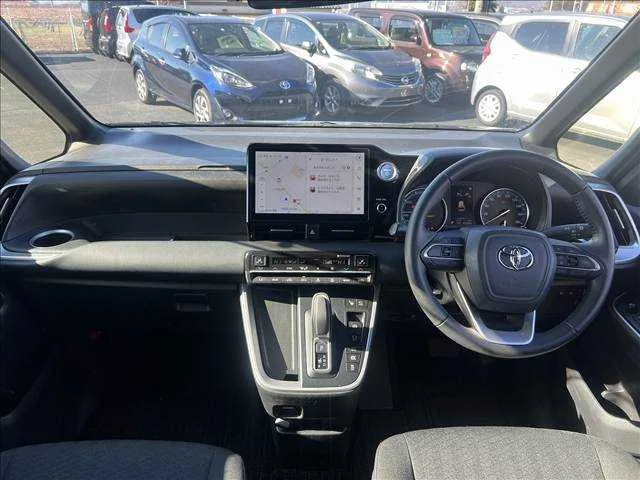 Toyota Voxy Hybrid S-G 4WD 2023 — миниатюра 4