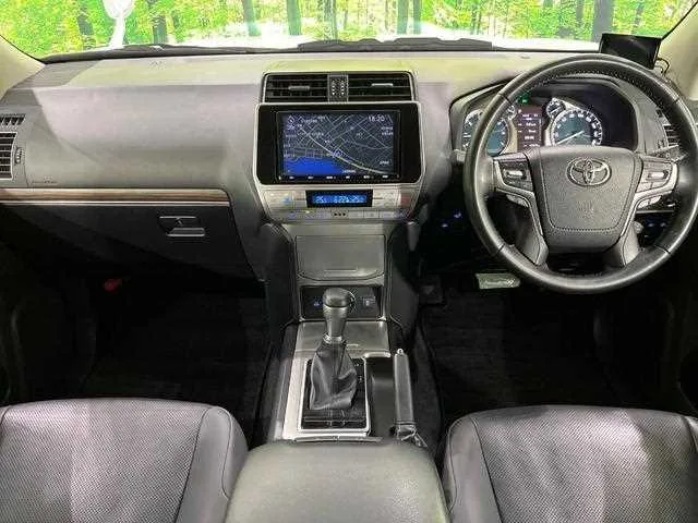 Toyota Land Cruiser Prado 2022 — миниатюра 2