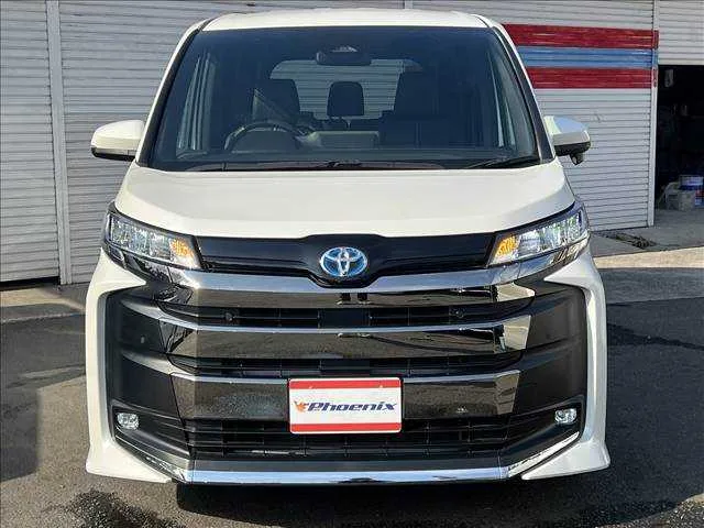 Toyota Noah HYBRID S-Z 2022 — миниатюра 2