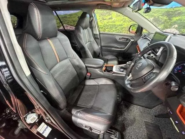 Toyota RAV4 2022 — миниатюра 5