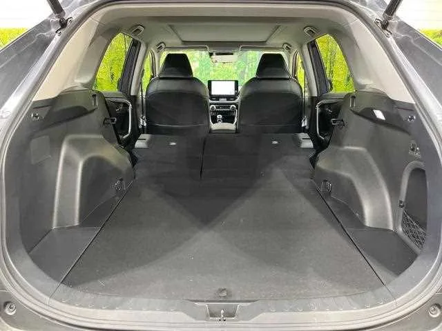 Toyota RAV4 2023 — миниатюра 4