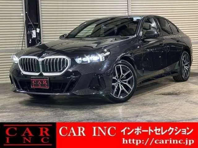 BMW 5 Series 2023 — фото 1, купить с доставкой в Москву