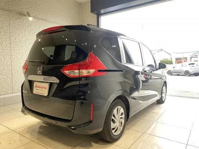 Honda Freed 2023 — миниатюра 2