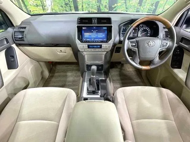 Toyota Land Cruiser Prado 2023 — миниатюра 2