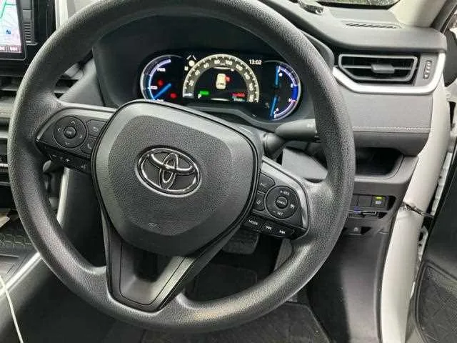 Toyota RAV4 2023 — миниатюра 4