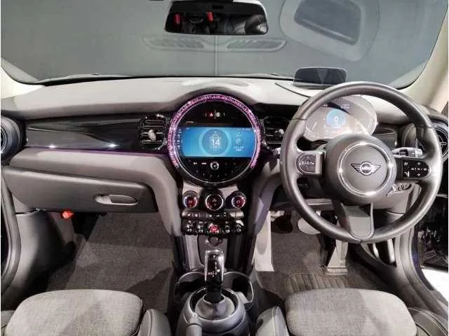 BMW MINI 2022 — миниатюра 2