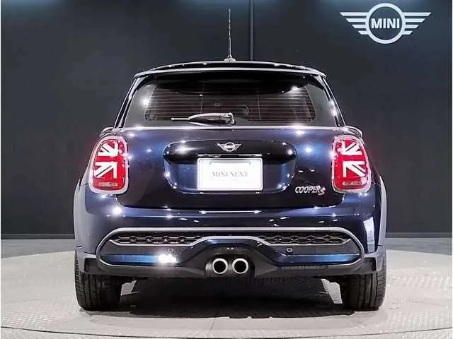 BMW MINI 2022 — миниатюра 5