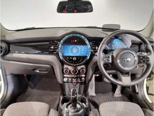 BMW MINI 2023 — миниатюра 2