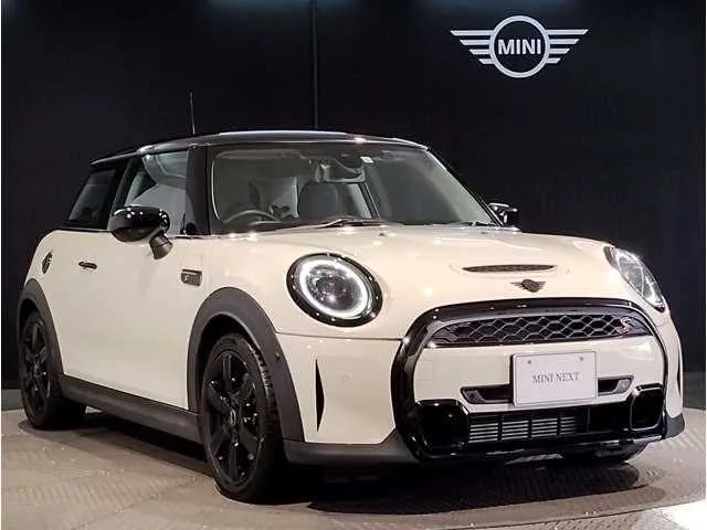 BMW MINI 2023 — миниатюра 3