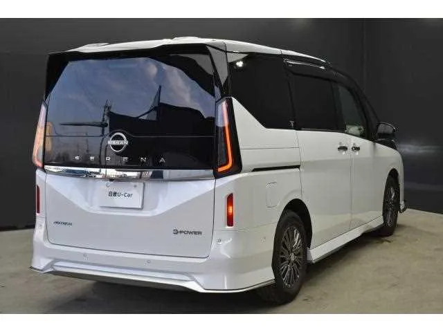 Nissan Serena 2024 — миниатюра 2