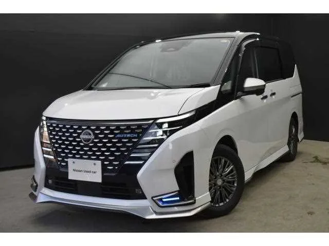 Nissan Serena 2024 — фото 1, купить с доставкой в Москву