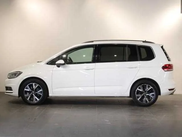 Volkswagen Golf Touran 2024 — миниатюра 5