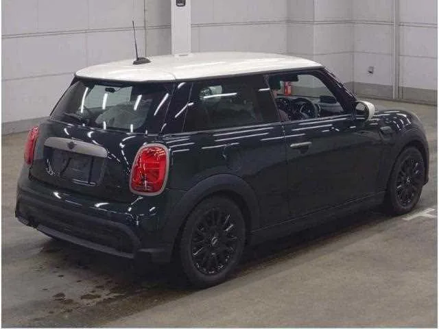 BMW MINI 2023 — миниатюра 5