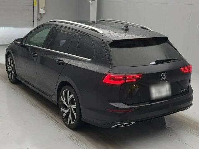 Volkswagen Golf Variant 2023 — миниатюра 2