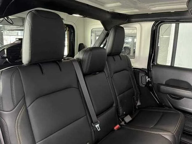 Jeep Wrangler 2024 — миниатюра 5