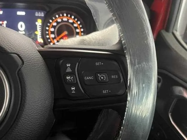 Jeep Wrangler 2025 — миниатюра 5