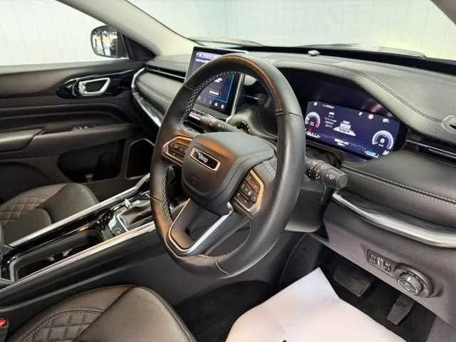 Jeep Commander 2025 — миниатюра 2