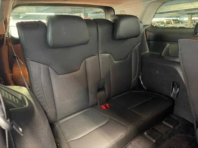 Jeep Commander 2025 — миниатюра 4