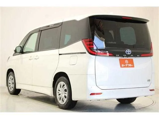 Toyota Noah 2023 — миниатюра 4