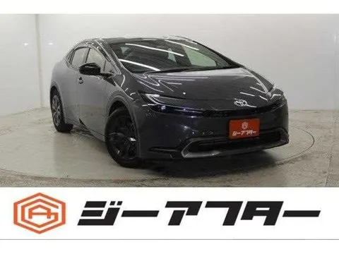 Toyota Prius 2024 купить в Москве