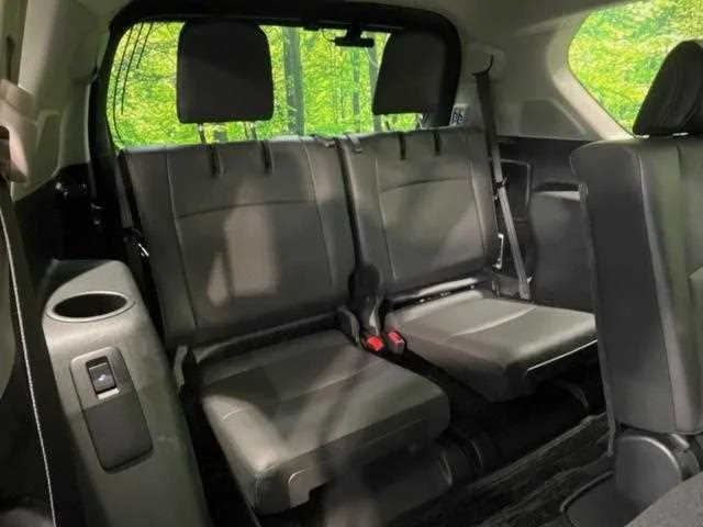 Toyota Land Cruiser Prado 2023 — миниатюра 4