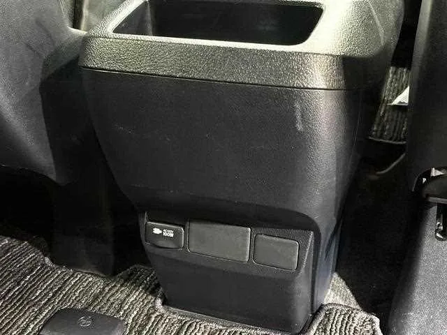 Toyota Alphard G 2022 — миниатюра 3
