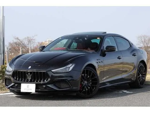 Maserati Ghibli 2022 — миниатюра 5