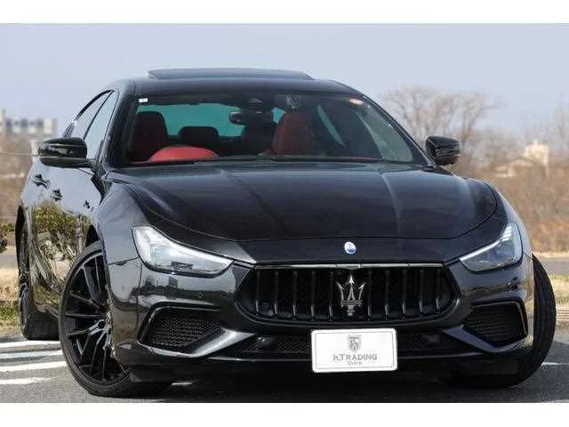 Maserati Ghibli 2022 — фото 1, купить с доставкой в Москву