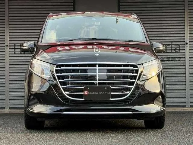 Mercedes-Benz V-Class 2025 — миниатюра 2