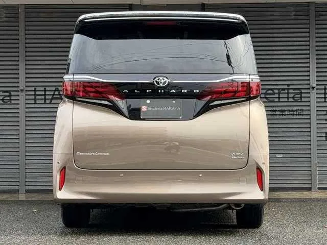 Toyota Alphard Hybrid 2025 — миниатюра 5