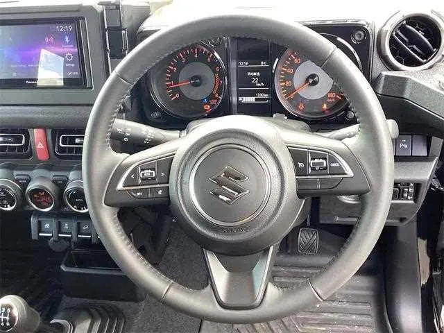Suzuki Jimny Sierra 2025 — миниатюра 3