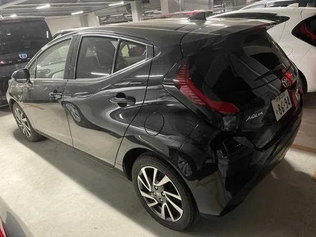 Toyota AQUA 2025 — миниатюра 2